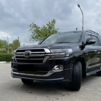 Toyota Land Cruiser 200