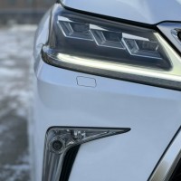 Lexus LX 570